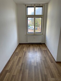 Pronájem bytu 3+1 v Trutnově - 3