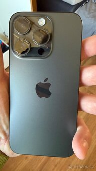 Apple iphone 15 pro 128 černý - 3
