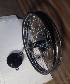 Kola 19" ČZ 175 předválečná - 3