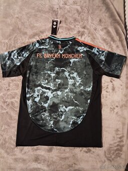 Fotbalový dres FC BAYERN MNÍCHOV 2024/25 – ADIDAS (XL) - 3