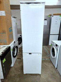 Nová vestavná lednice Beko, 193 cm, ZÁRUKA BCNA306E4SN - 3