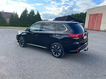 Mitsubishi Outlander PHEV 2018 (hybrid) Instyle+ - 3