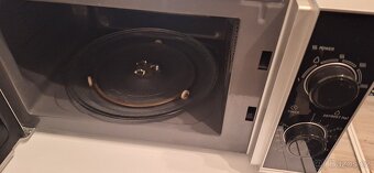 Prodám funkční mikrovlnku - 3