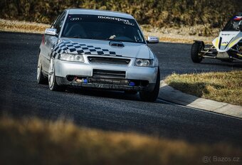 Závodní auto Audi A3 - 3