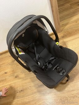 Autosedačka pro nejmenší Joie - černá - 3