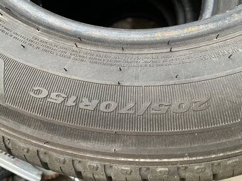 NEXEN LETNÍ PNEU 215/70/15c - 3