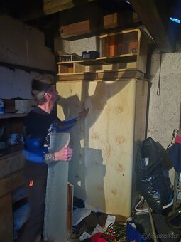 Starožitný nábytek - 3