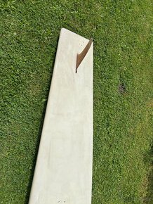Prodám laminátové starší prkno na windsurfing - 3