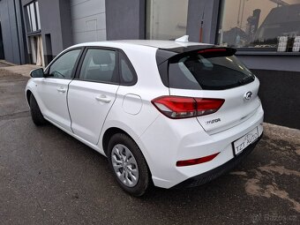 Hyundai i30 1.0i BENZIN r.22 43000km po1.majiteli PLNÝSERVIS - 3