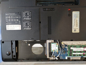 Notebook Acer TM 5735 PEW52 na náhradní díly - 3