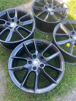 Alu kola Škoda originál Gemini R18 - 3