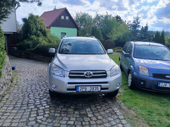 Toyota RAV 4 - 3