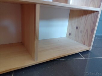 Ikea FLISAT polička, domeček pro panenky - 3
