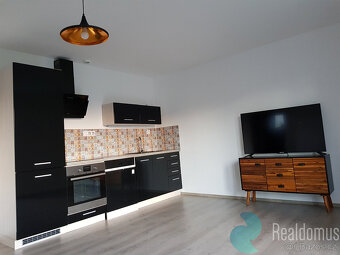 Pronájem, byt, 2+kk, Rožnov, České Budějovice - 3