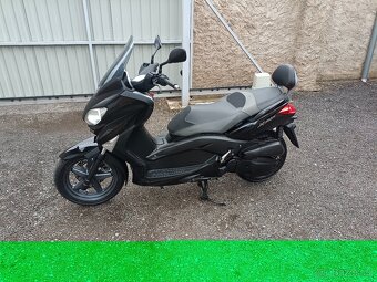 Yamaha x max 125i Cz doklady v ceně černý 2 - 3