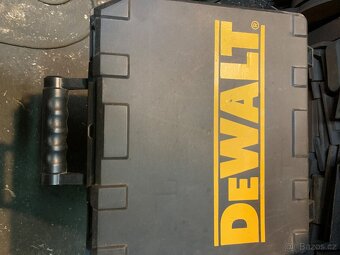 Dewalt přímočará pila - 3