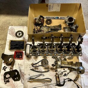 Motor BMW 2.5 L M30B25 (E28 a další) - 3