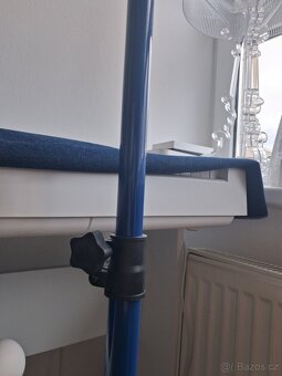 Stojan na noty s osvětlením a magnety - 3