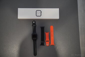 Apple Watch 7, 45mm výměna - 3