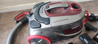 Vysavač Vitek 1800 W - 3