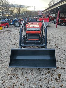 malotraktor Kubota L1-215 4x4 s čelním nakladačem - 3