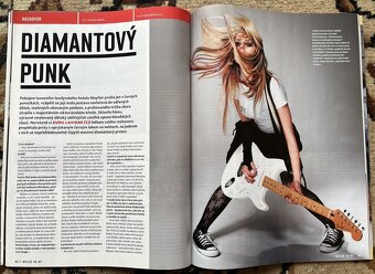 AVRIL LAVIGNE - 3