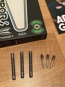 Šipky vapor 8 black green 18g, bull’s mamba 97 kov hroty Hra - 3