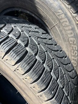 Bridgestone Blizzak 215/70 r16 - 3