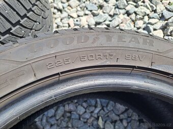ZIMNÍ PNEU GOOD YEAR 225/50 R 17 ULTRAGRIP - 3