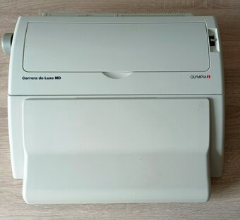 elektrický psací stroj Olympia - 3