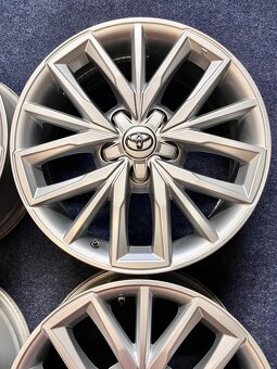 5x114,3 R17 Toyota Corolla Alu disky - NOVÝ STAV - 3