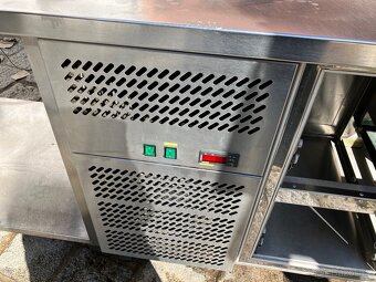 Nerezový chladící šuplíkový stůl - 3