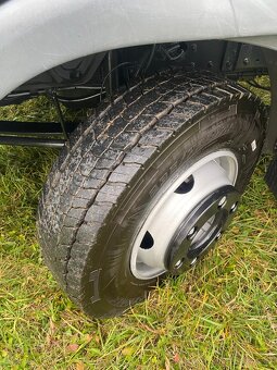 Hákový  nosič kontejnerů - 3