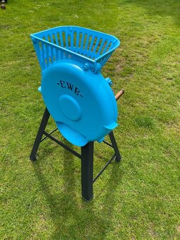 struhadlo starý mlýnek litina zahradní dekorace šrotovník - 3