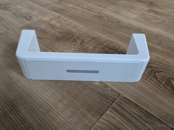 Police lednice Whirlpool - 3