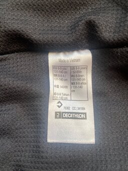 Černá bunda Quechua, vel. 131-140 - 3