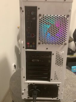 Herní PC 1080ti + i7 8700 - 3