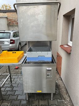 Gastro myčka Zanussi s příslušenstvím - 3