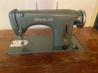 Šicí stroj - 3