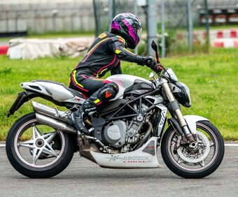 Prodám MV Agusta Brutale 750 F4 - jedinečný kus - 3