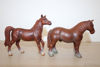 Figurky koní Schleich V - 3