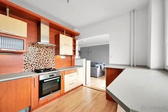 Prodej bytu 3+1, 72 m, zasklená lodžie, ul. K Hájku, Frýdek- - 3