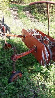 Obraceč shrnovač Mf 70 - 3