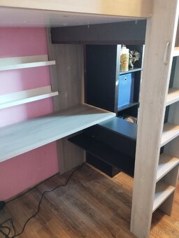 Patrová postel se stolem a skříní - 3