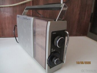 Staré tranzistorové rádio PHILIPS pro sběratele - 3