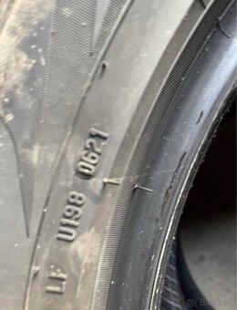 Pneu Pirelli 235/50 R19 - 3