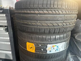 255/40R20 XL 101 V continental - 3