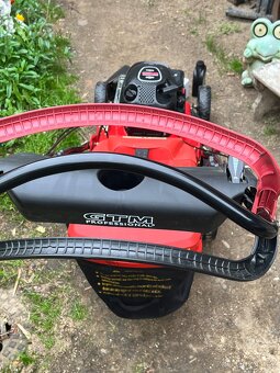 Prodám jak novou sekačku s pojezdem BRIGGS & STRATTON® - 3