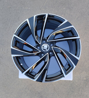Alu kola 5x112 18 \\ 5x112 r18 - 3