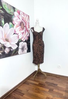 Koktejlové šaty Lavish Alice ( Nové ) PC 5.400 - 3